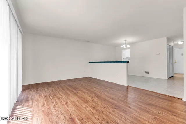 $429,000 | 108 Dundee Court, Aberdeen, NJ 07747