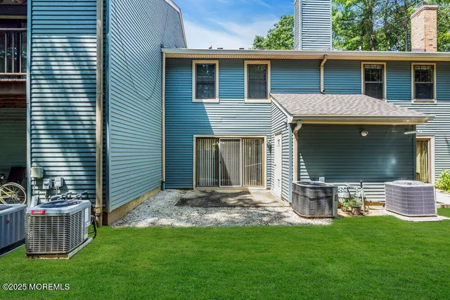 $429,000 | 108 Dundee Court, Aberdeen, NJ 07747