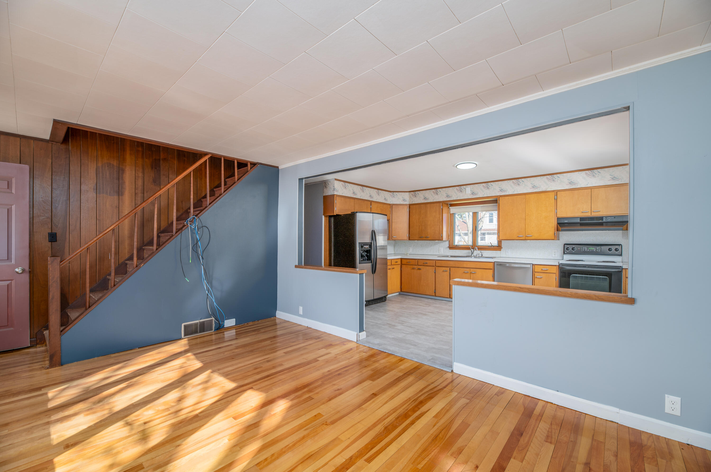 16 Deforge Street Lewiston, ME 04240 - Photo 15 of 33 Interior12