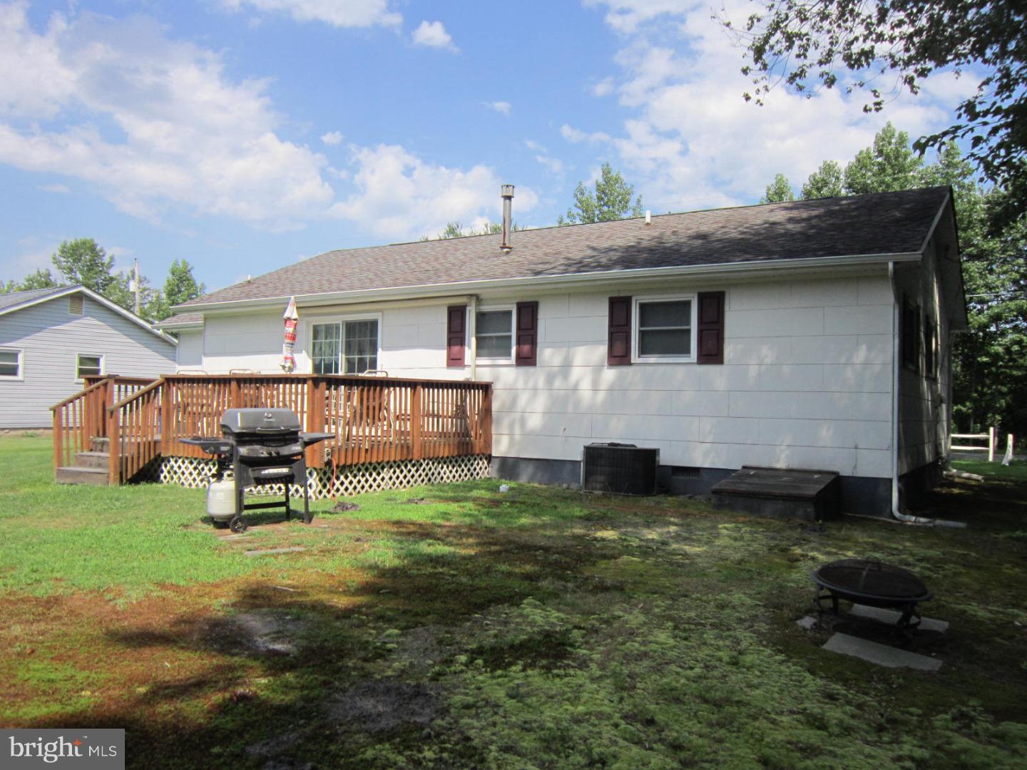 276 Stockton Bridge Road Pemberton, NJ 08068 - Photo 2 of 6 Exterior Back
