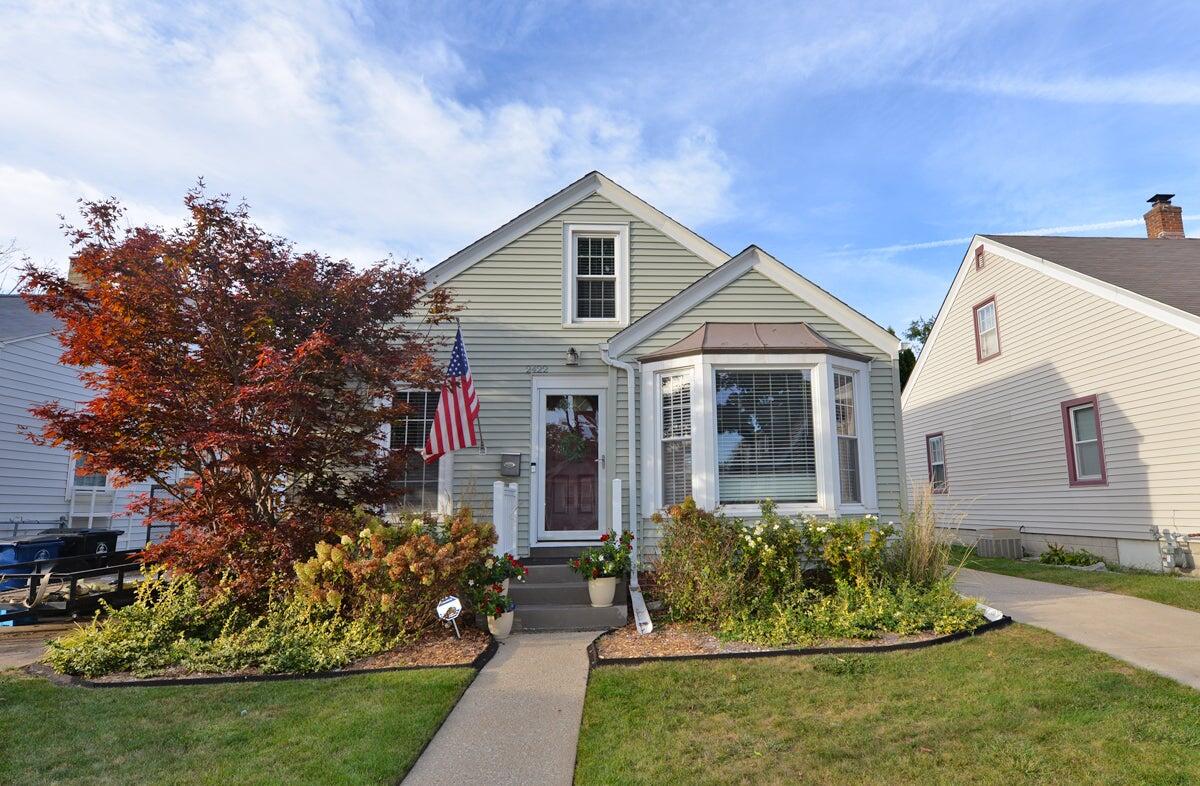 2422 Olive Street Racine, WI 53403 - Photo 1 of 1 olive pic