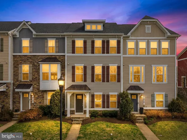 $440,000 | 617 Potomac View Parkway, Brunswick, MD 21716