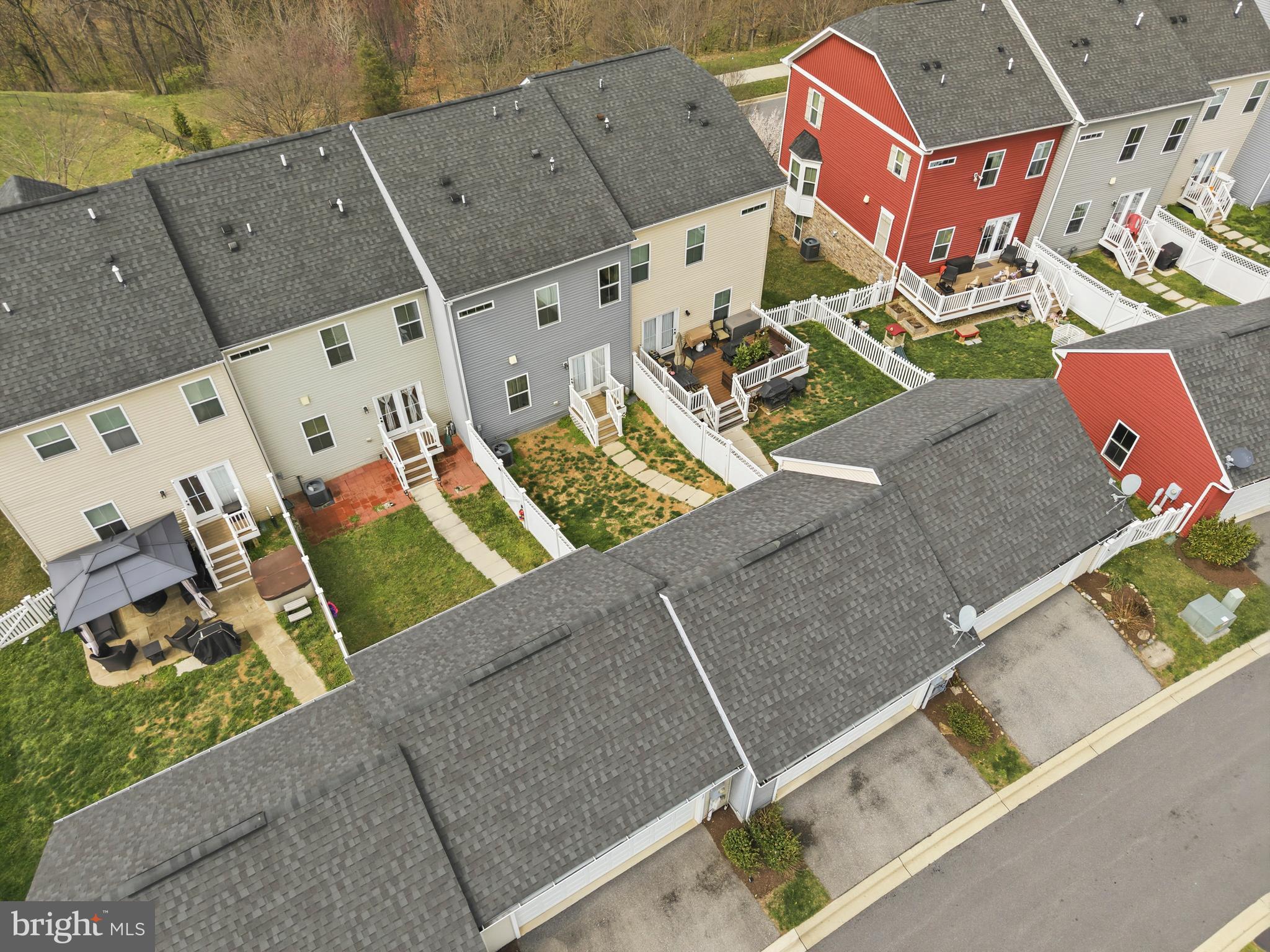 617 Potomac View Parkway Brunswick, MD 21716 - Photo 33 of 48 an aerial view of residential houses with outdoor space