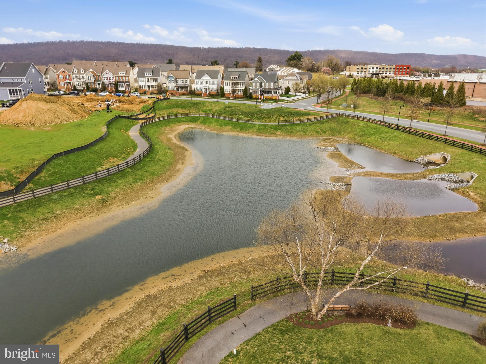 617 Potomac View Parkway Brunswick, MD 21716 - Photo 45 of 48 a view of a city