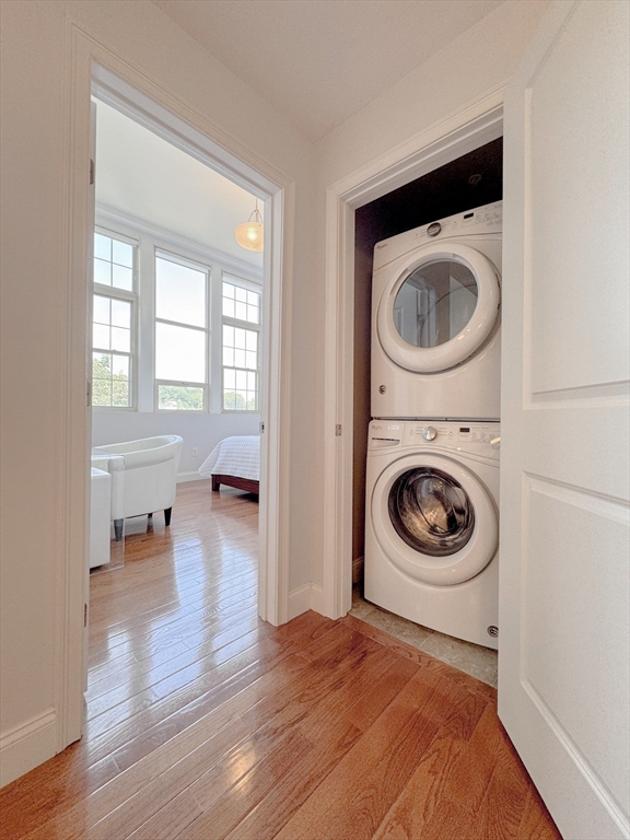 18 Eagle Nest Road, Unit 331 Clinton, MA 01510 - Photo 10 of 28 a bedroom with a washer and dryer in it