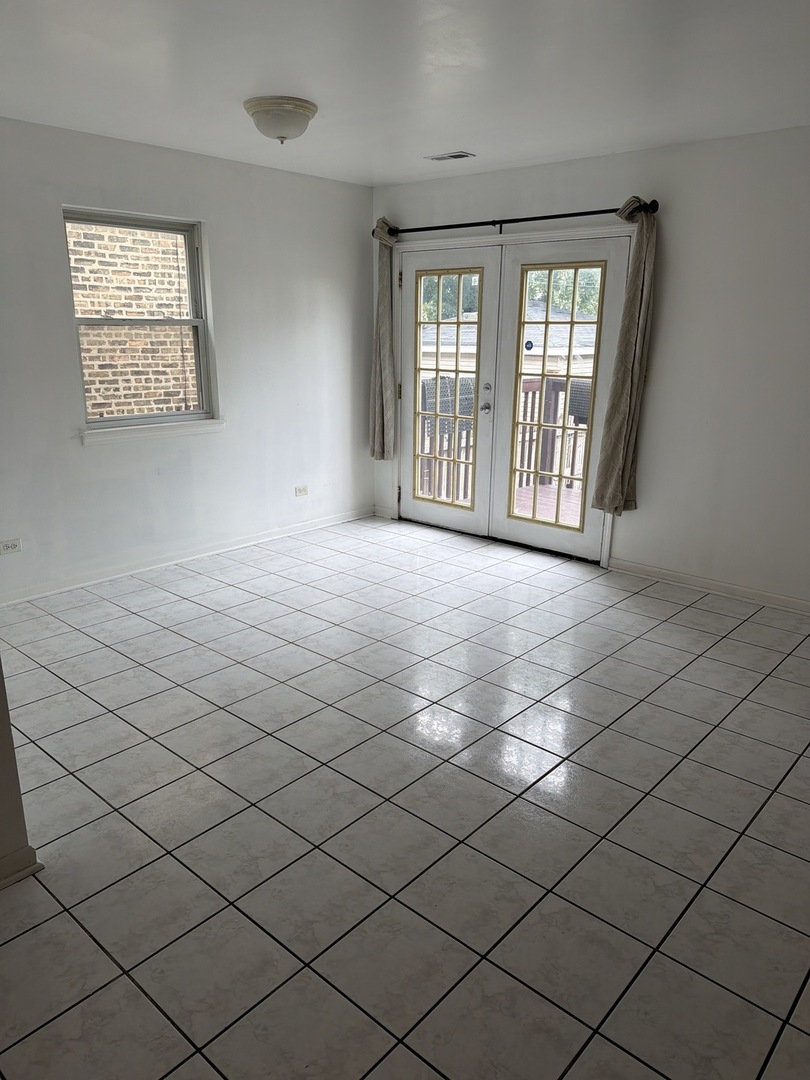 4100 West Cermak Road, Unit 1 Chicago, IL 60623 - Photo 5 of 11 Gallery Image 5