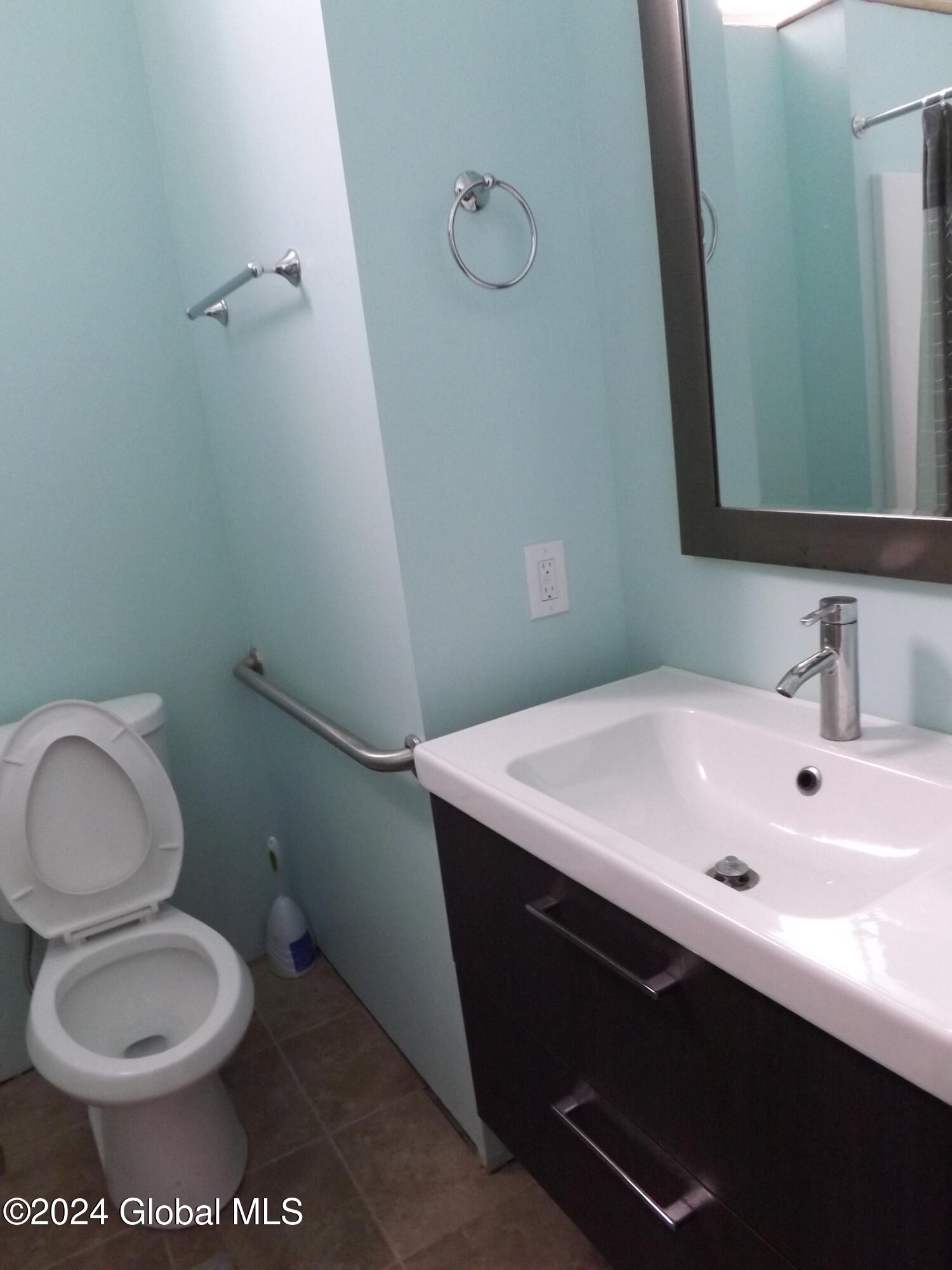 9 Broadway Schenectady, NY 12305 - Photo 13 of 33 1B