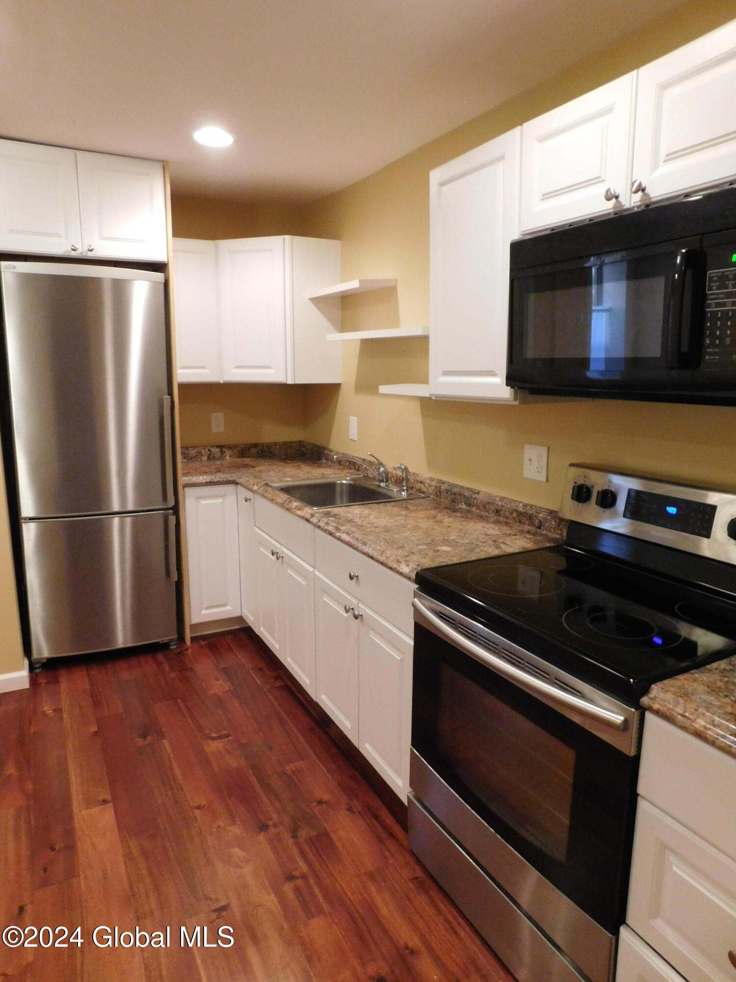 9 Broadway Schenectady, NY 12305 - Photo 27 of 33 2B