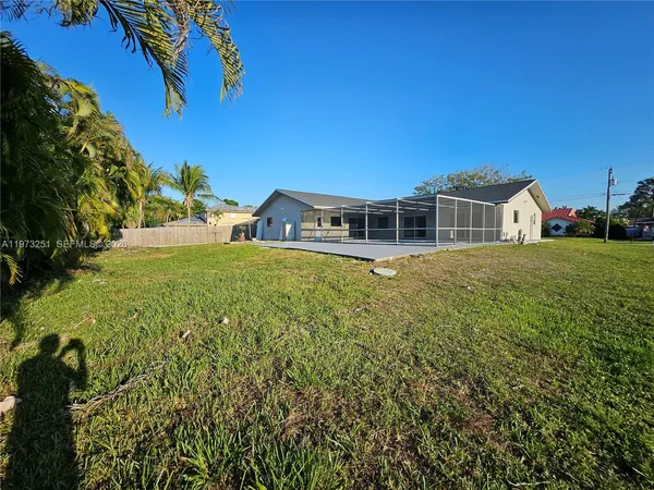 $899,000 | 11761 Northwest 27th Court, Plantation, FL 33323
