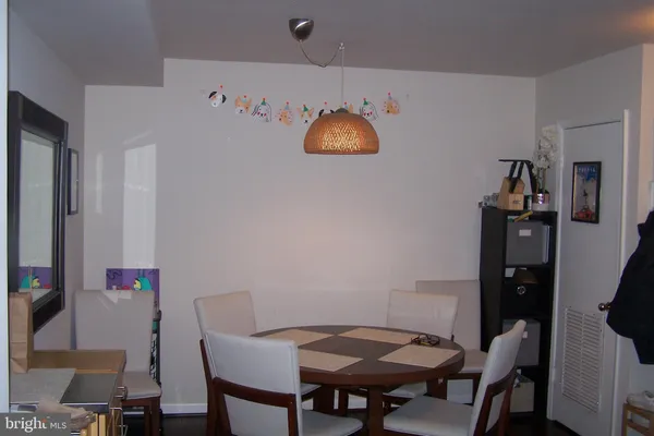 $3,110 | 1029 North Stuart Street, Unit 405, Arlington, VA 22203