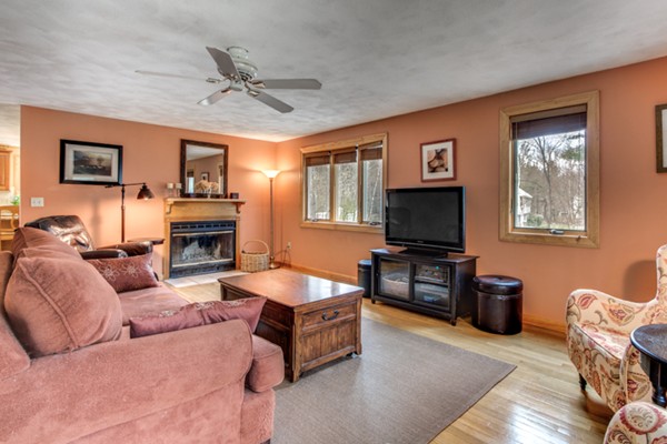 140 South Road Pepperell, MA 01463 - Photo 6 of 30 Gallery Image 6