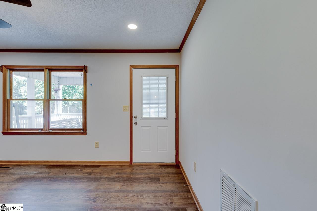 189 State Rd S-4-720 Belton, SC 29627 - Photo 6 of 36 Gallery Image 6