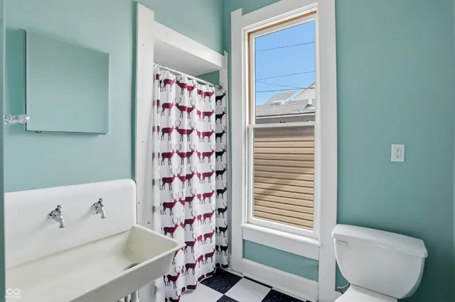 $475,000 | 227 East Jefferson Street, Franklin, IN 46131