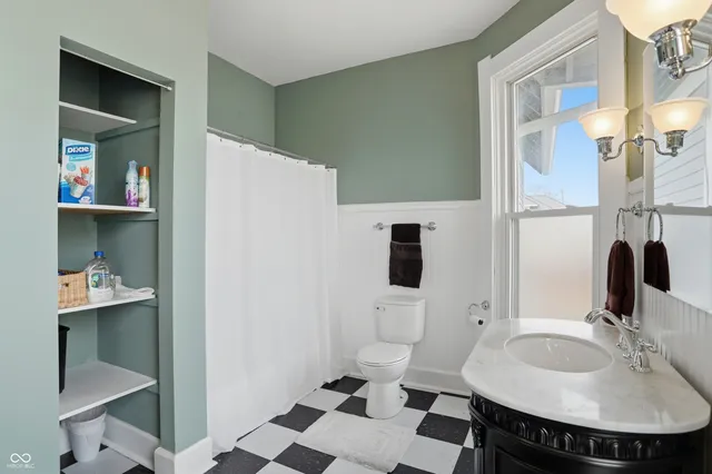 $475,000 | 227 East Jefferson Street, Franklin, IN 46131