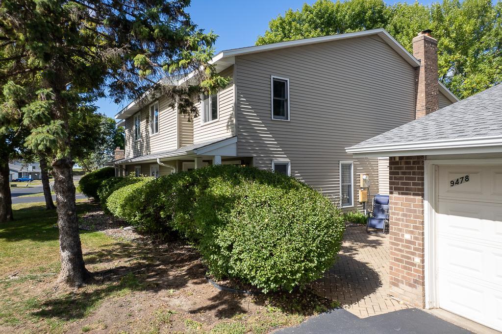 9478 Ranchview Lane North Maple Grove, MN 55369 - Photo 3 of 35 Gallery Image 3