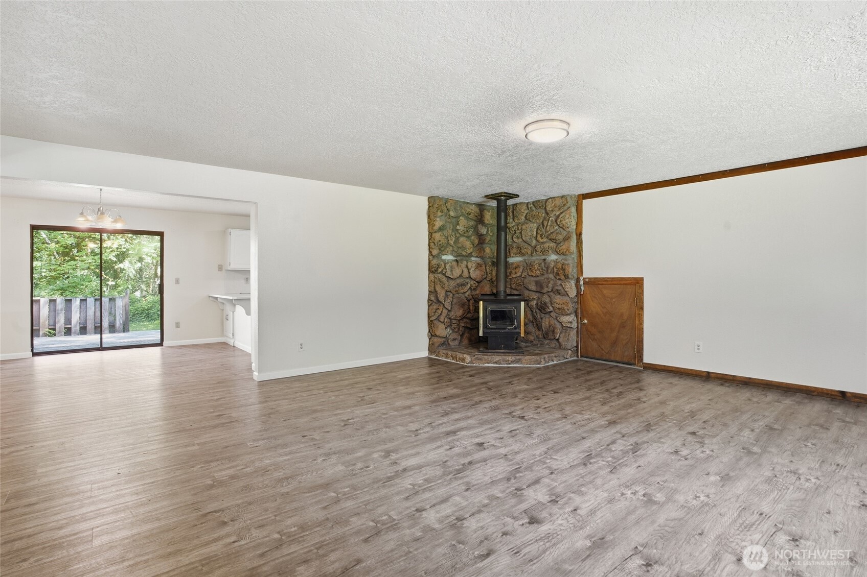 671 Ragland Road Longview, WA 98632 - Photo 9 of 40
