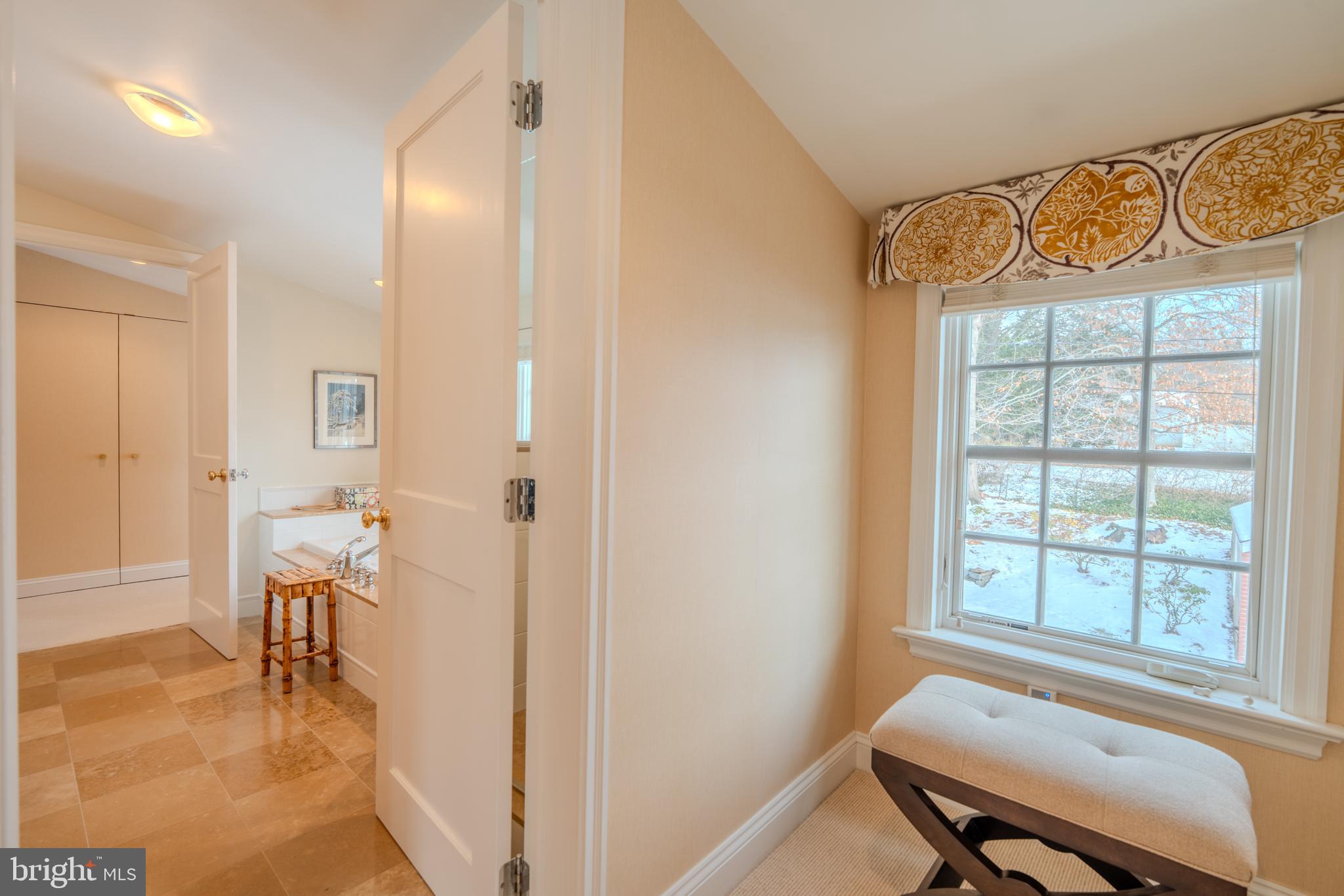 173 Hillview Drive Springfield, PA 19064 - Photo 19 of 50 a view of a livingroom with furniture and a window