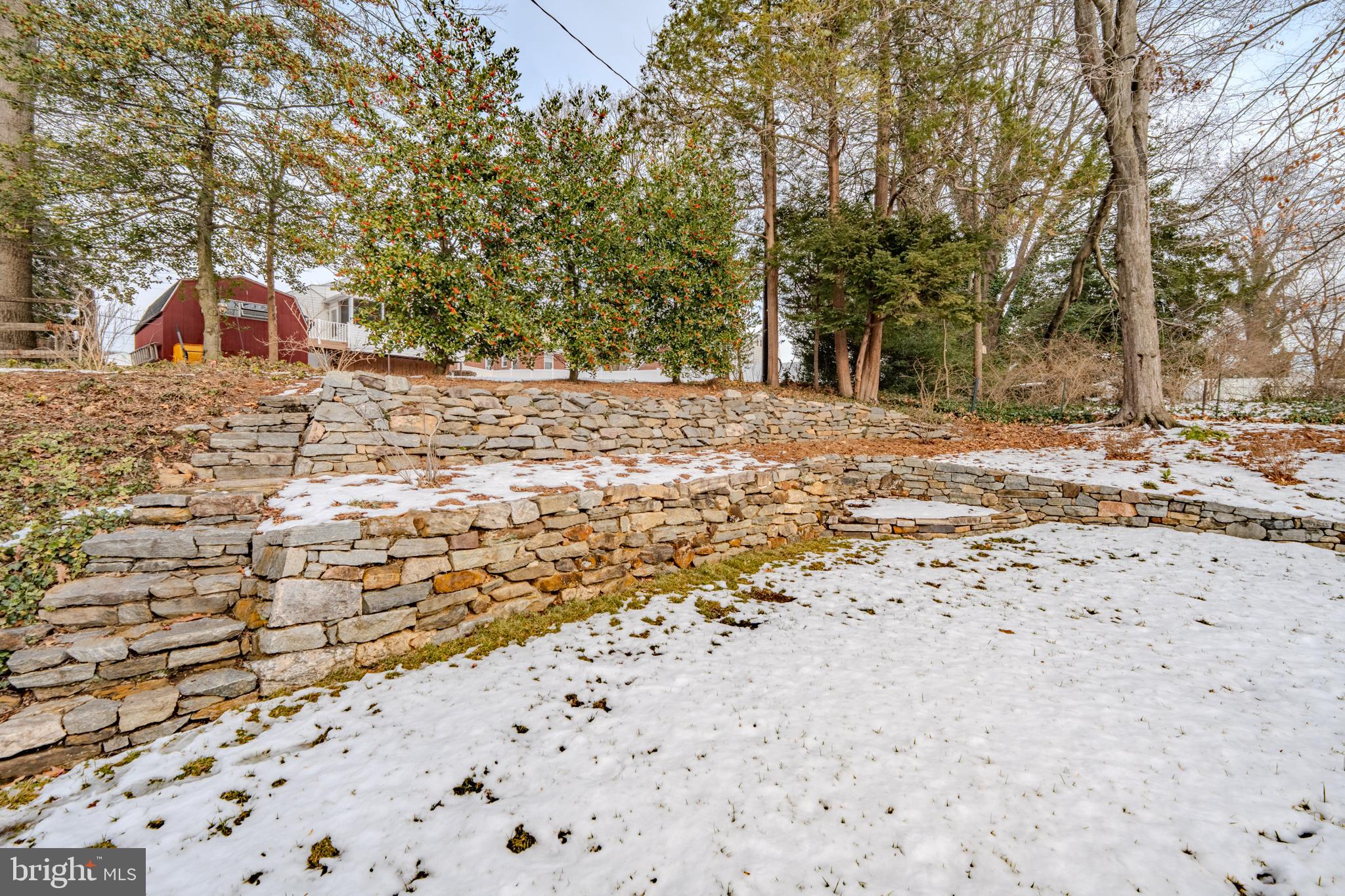 173 Hillview Drive Springfield, PA 19064 - Photo 40 of 50 a view of a backyard of the house