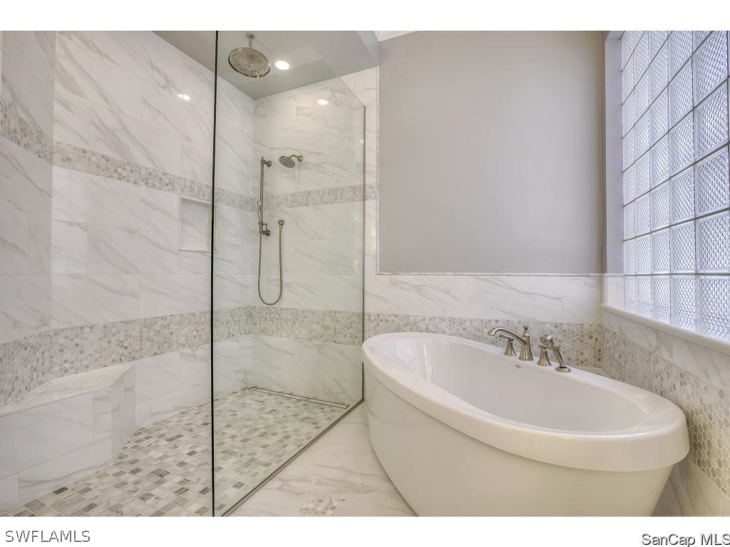 2739 Wulfert Road Sanibel, FL 33957 - Photo 15 of 35 Gallery Image 15