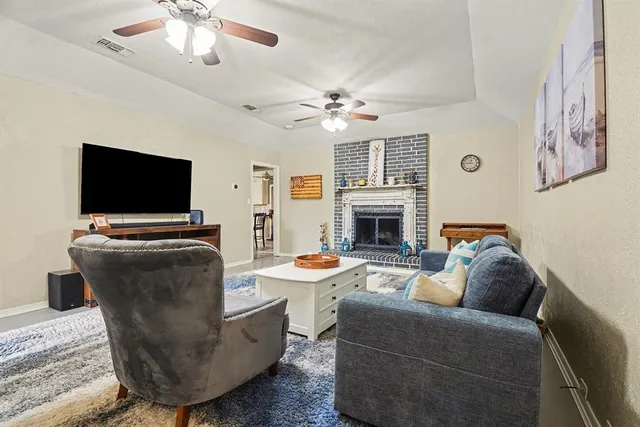 $299,900 | 5103 Utah Street, Greenville, TX 75402