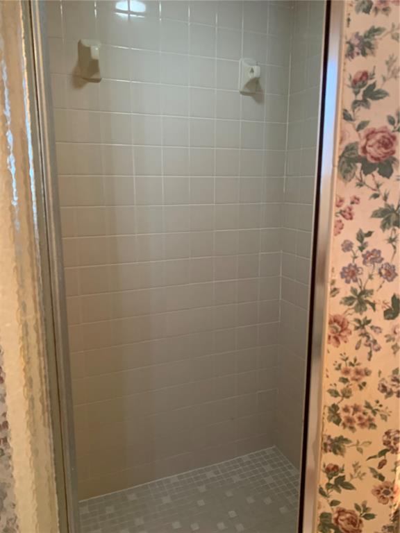 8392 Southwest 109th Lane Road Ocala, FL 34481 - Photo 21 of 25 Gallery Image 21