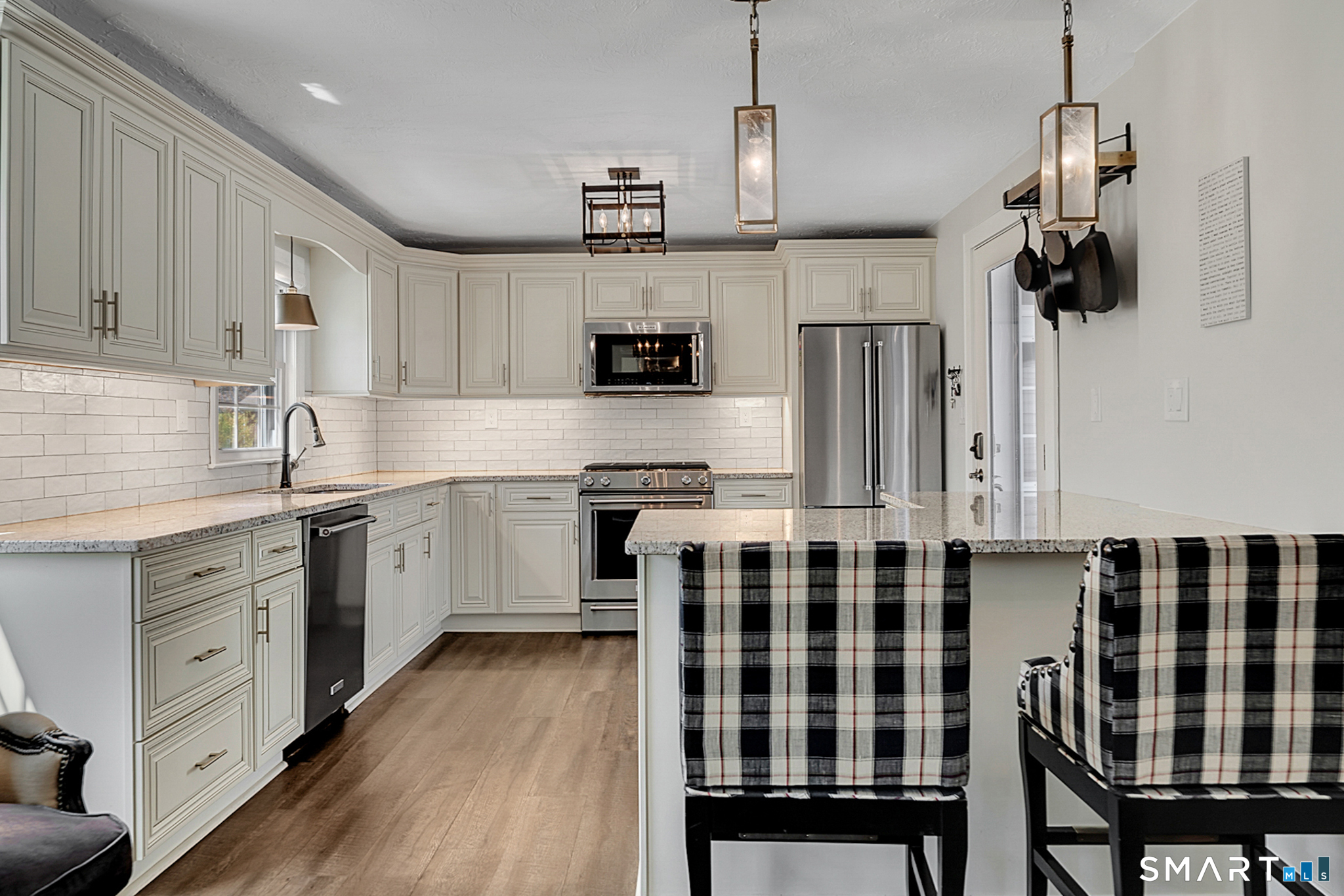 408 Breakneck Hill Road Middlebury, CT 06762 - Photo 3 of 30