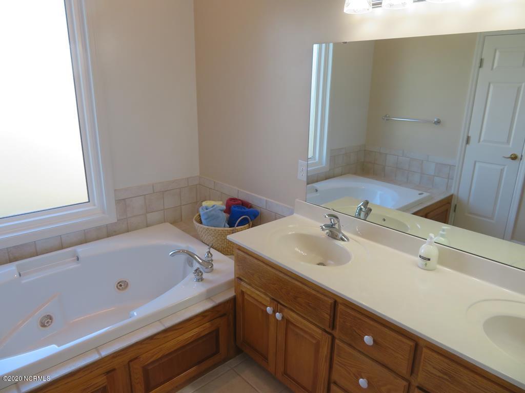107 Moores Farm Road Havelock, NC 28532 - Photo 11 of 39 Master Bath