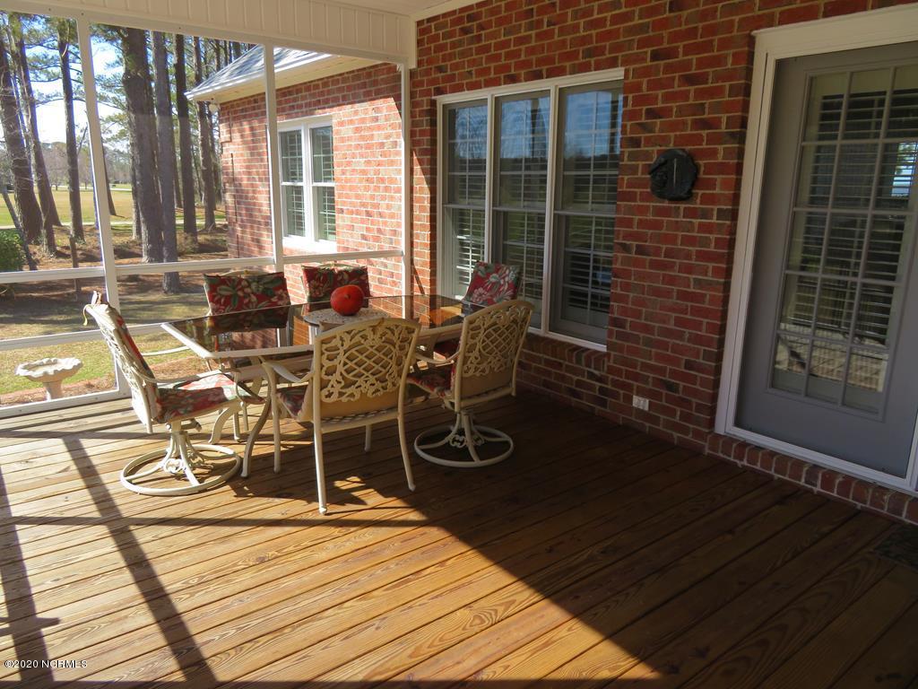 107 Moores Farm Road Havelock, NC 28532 - Photo 22 of 39 Large Screened Porch