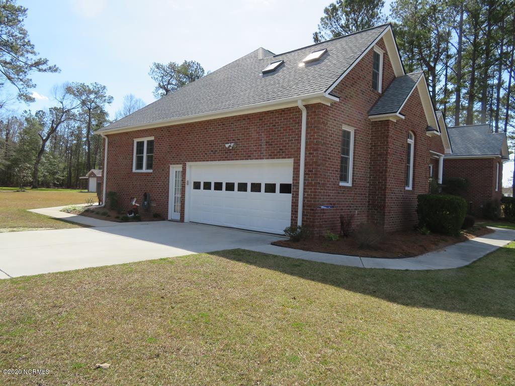 107 Moores Farm Road Havelock, NC 28532 - Photo 27 of 39 Attached Side Load Garage