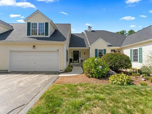 $462,500 | 24 Cold Spring Drive, Unit B, Sutton, MA 01590