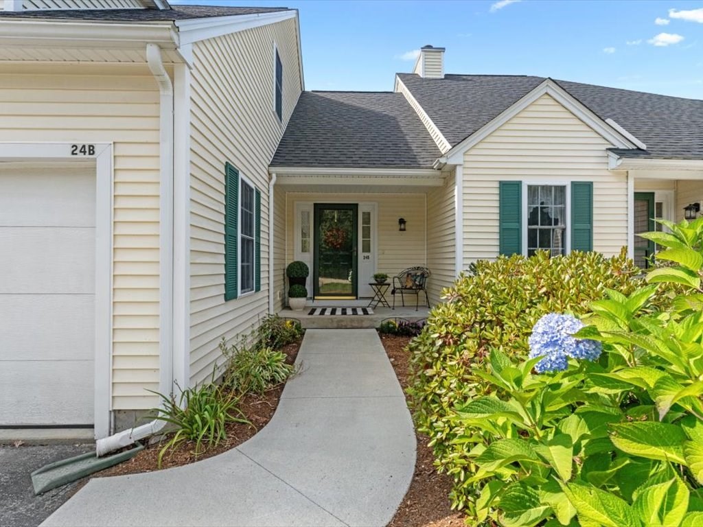 24 Cold Spring Drive, Unit B Sutton, MA 01590 - Photo 2 of 35