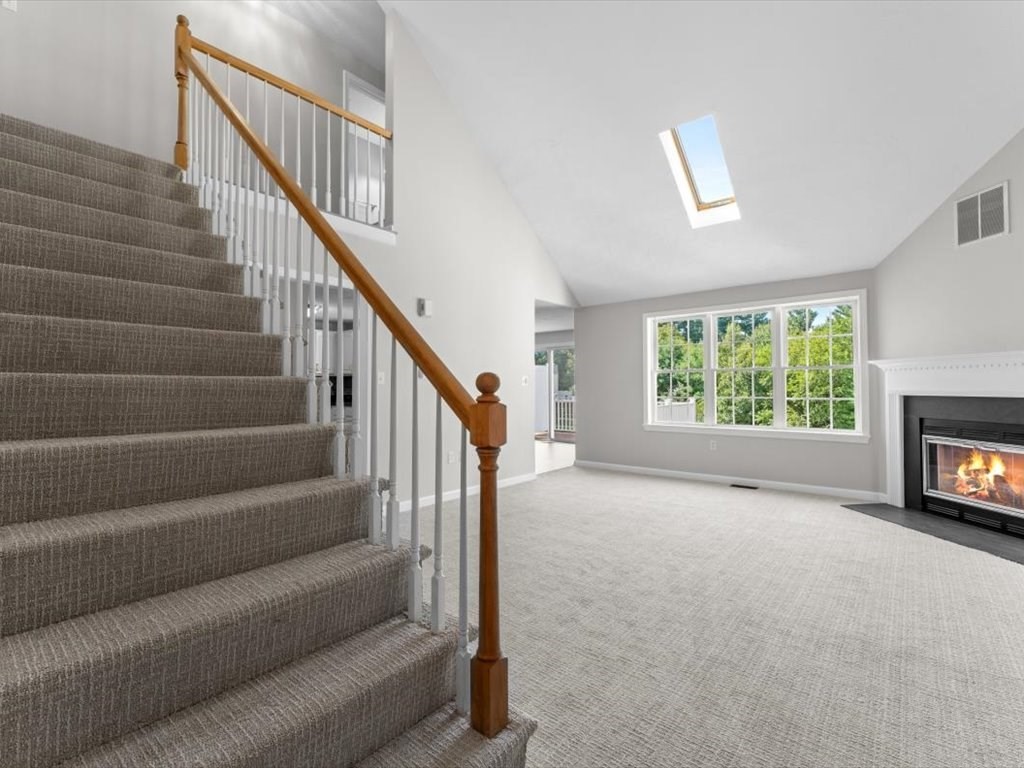 24 Cold Spring Drive, Unit B Sutton, MA 01590 - Photo 4 of 35