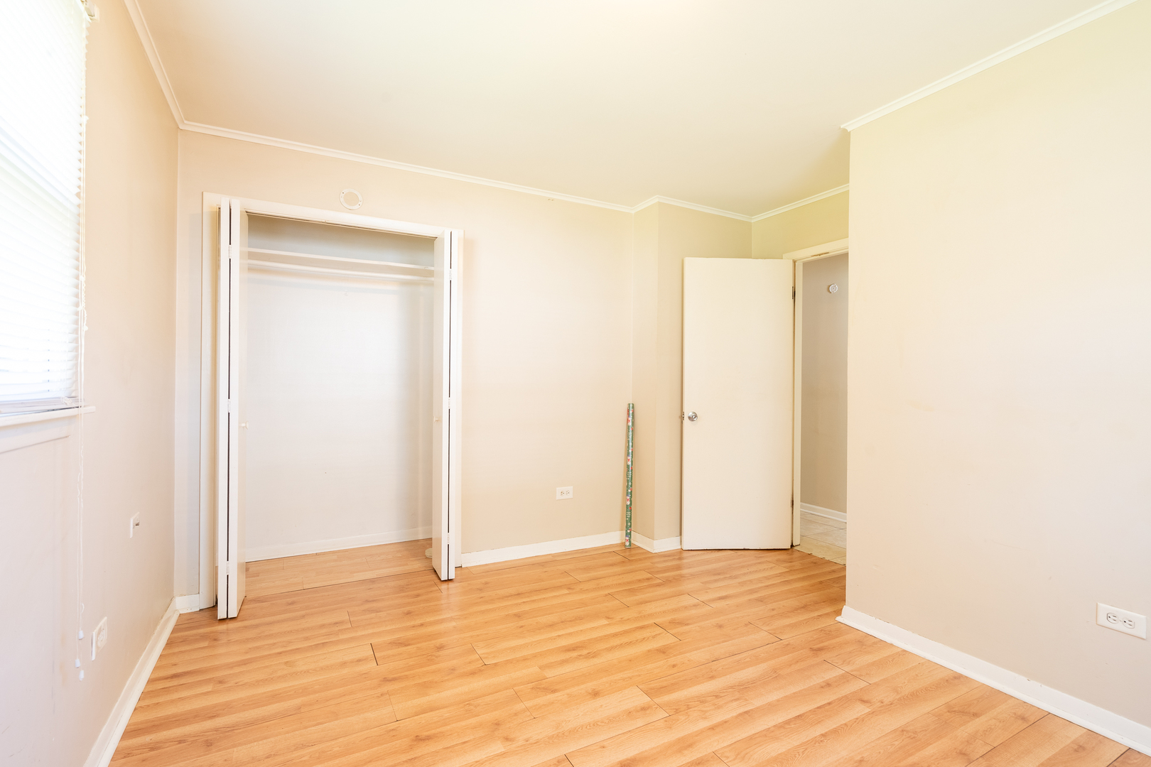 357 Neola Street Park Forest, IL 60466 - Photo 14 of 22 a view of an empty room