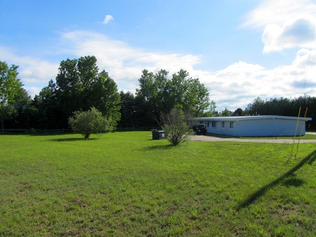 13425 South Bugai Road Traverse City, MI 49684 - Photo 1 of 17 1814183.JPG
