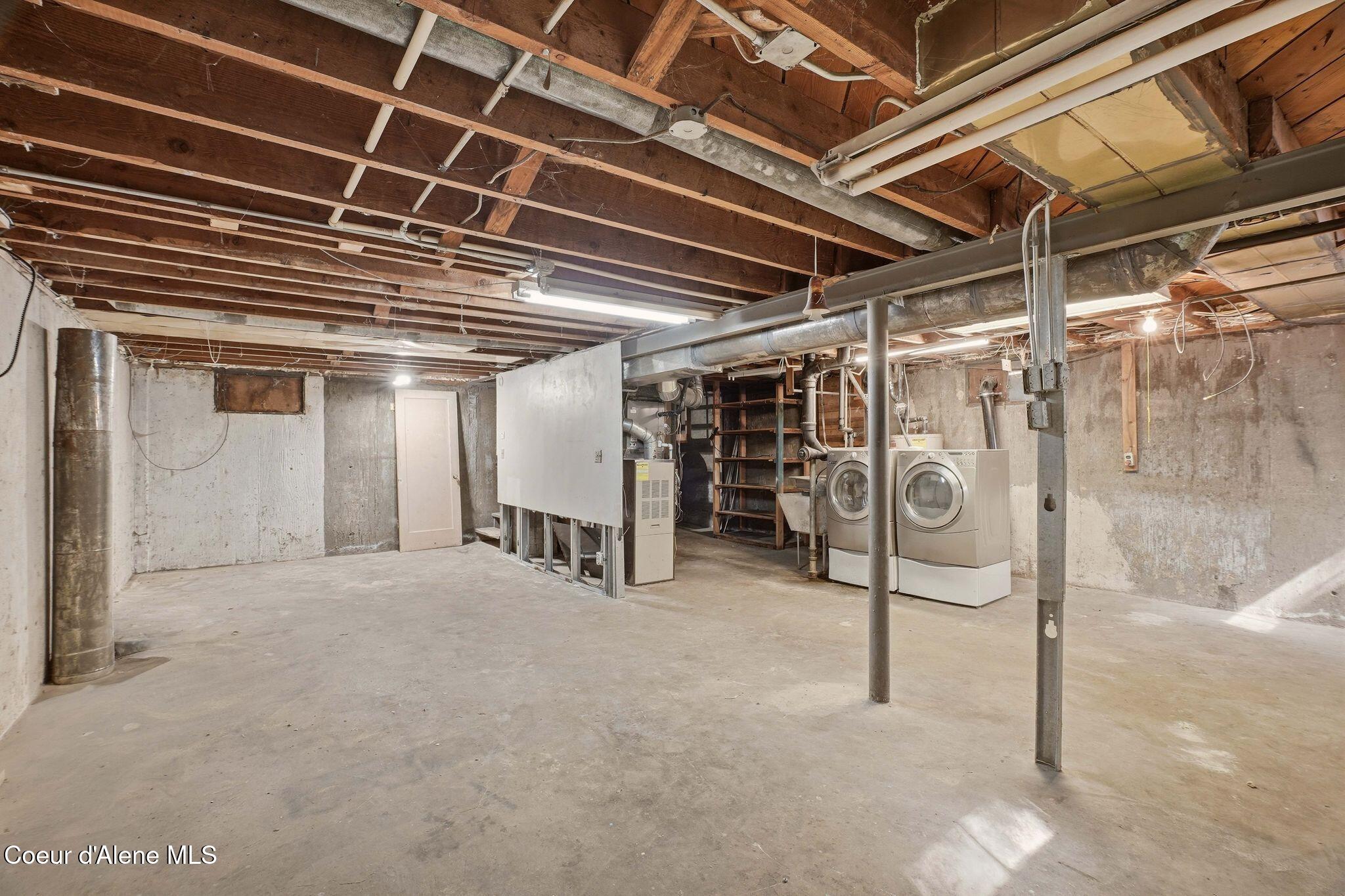 2410 West Decatur Avenue Spokane, WA 99205 - Photo 23 of 40 Inside-Media-Decatur-23