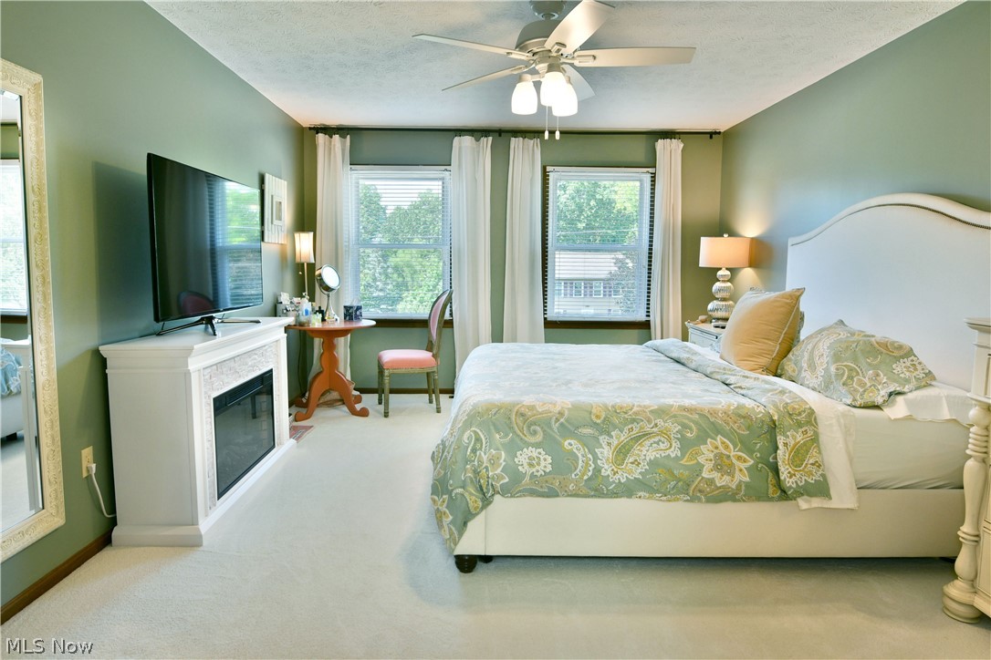 8930 Echo Lake Road Northeast Warren, OH 44484 - Photo 29 of 46 Master bedroom