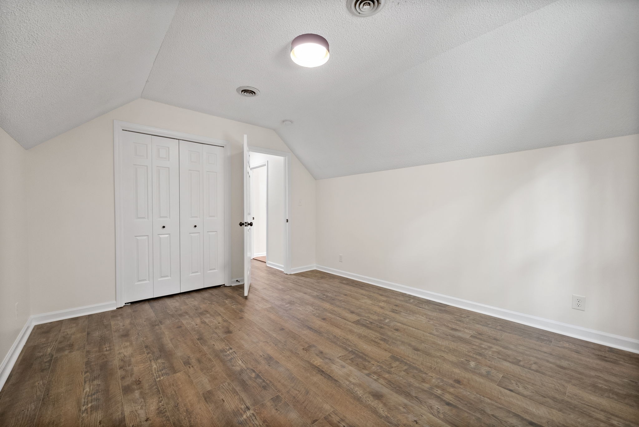 2212 Bend Road Clarksville, TN 37040 - Photo 25 of 32 wooden floor in an empty room