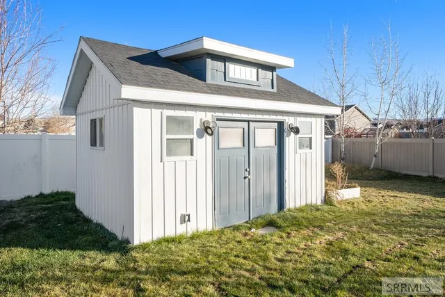 $515,000 | 3838 Tawzer Way, Ammon, ID 83406