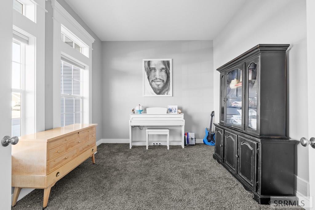 3838 Tawzer Way Ammon, ID 83406 - Photo 6 of 61