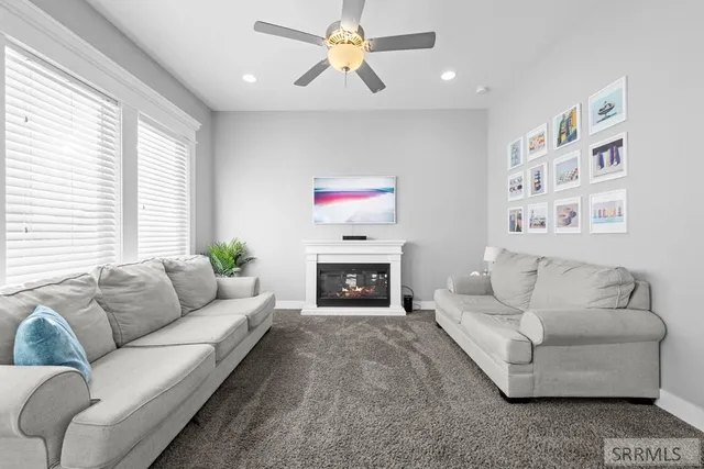 $515,000 | 3838 Tawzer Way, Ammon, ID 83406