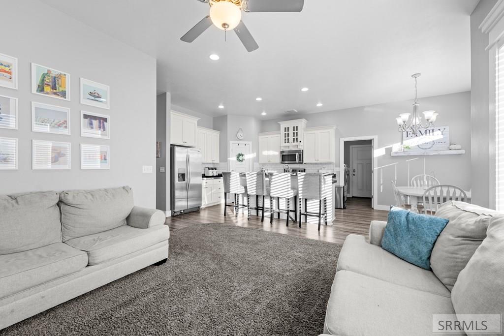 3838 Tawzer Way Ammon, ID 83406 - Photo 10 of 61