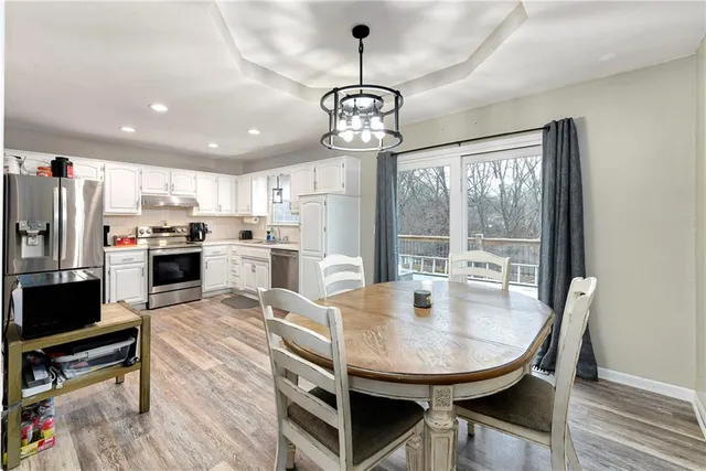 $280,000 | 505 Southeast Onyx Drive, Lee's Summit, MO 64063