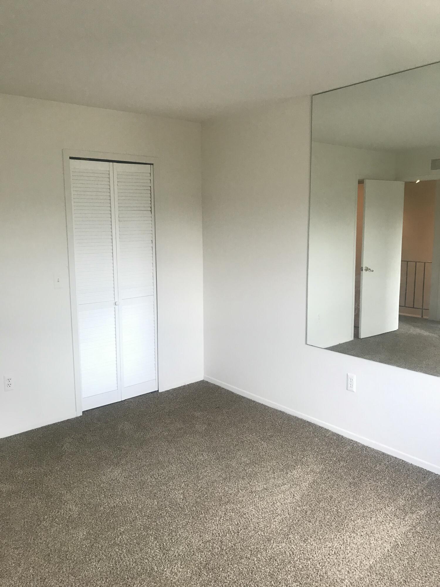 27430 Evergreen Road, Unit 36 Lathrup Village, MI 48076 - Photo 8 of 10 IMG_3307