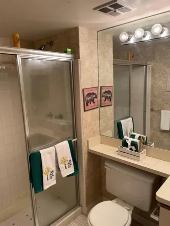 $140,000 | 27430 Evergreen Road, Unit 36, Lathrup Village, MI 48076