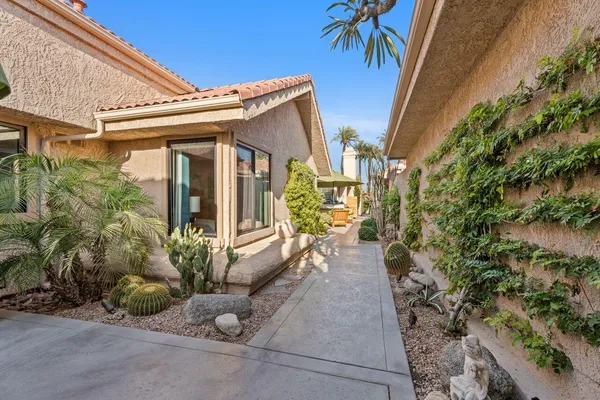 $710,900 | 12 Galicia Court, Palm Desert, CA 92260