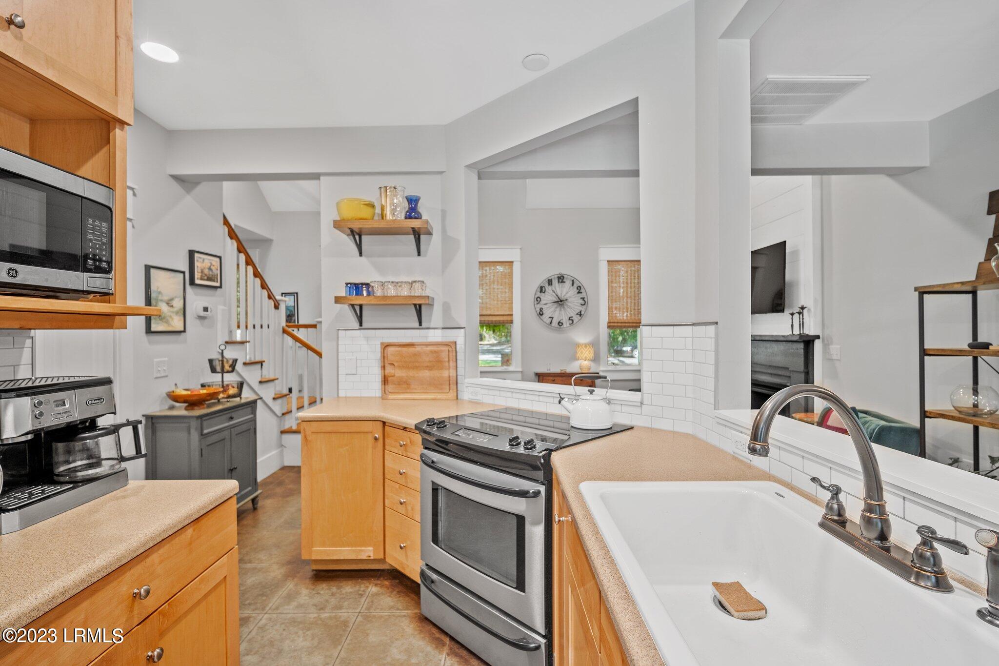 3 Loggerhead Trail Beaufort, SC 29907 - Photo 39 of 45 Kitchen