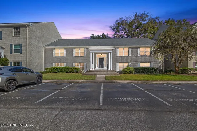 $120,000 | 4315 Plaza Gate Lane, Unit 102, Jacksonville, FL 32217