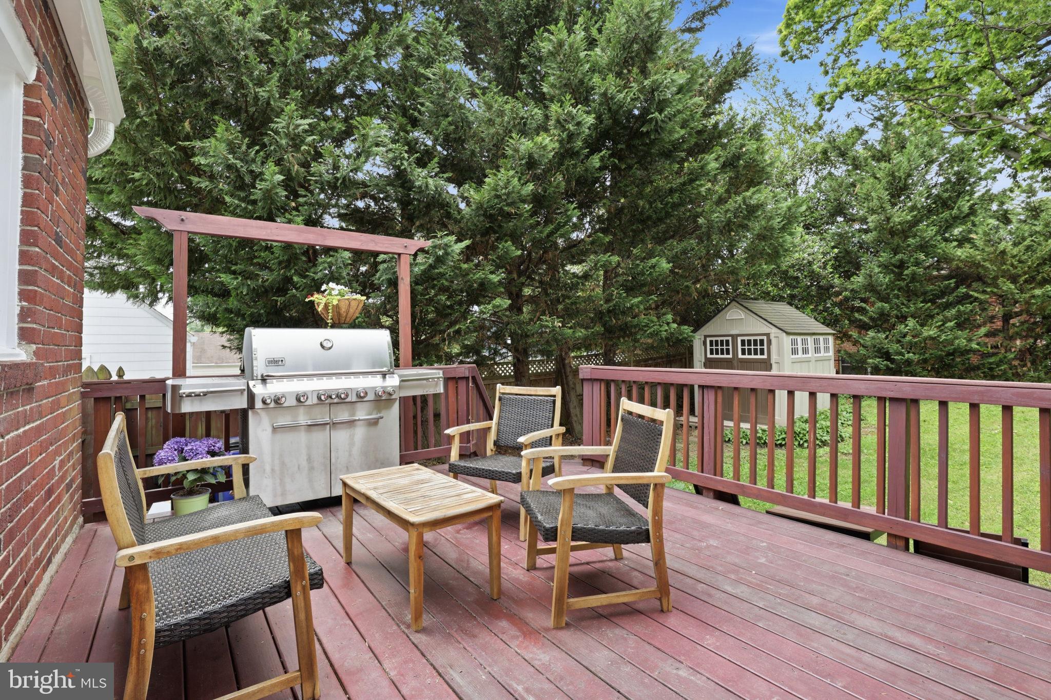 10510 Hayes Avenue Silver Spring, MD 20902 - Photo 21 of 24 Spacious deck for entertaining