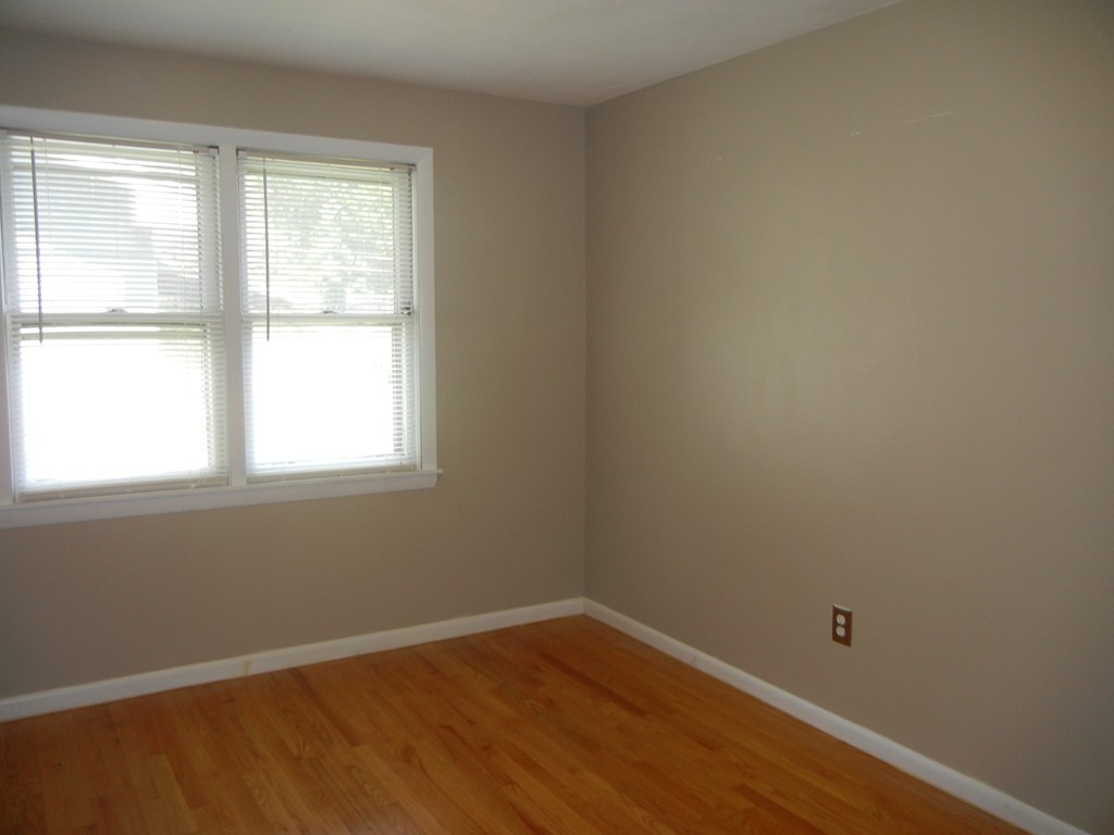 99 Bowles Park Springfield, MA 01104 - Photo 17 of 30 Gallery Image 17