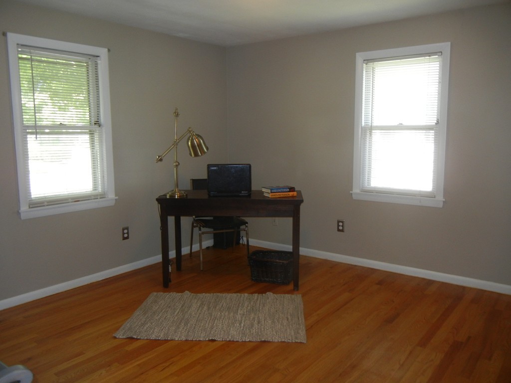 99 Bowles Park Springfield, MA 01104 - Photo 20 of 30 Gallery Image 20
